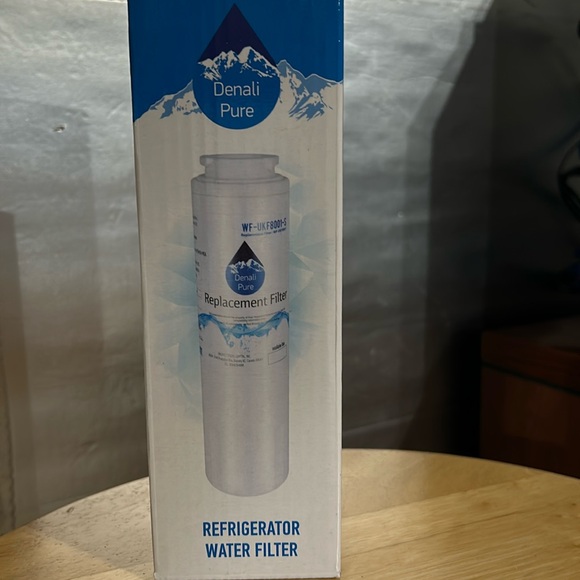 Refrigerator water filter - Picture 1 of 10